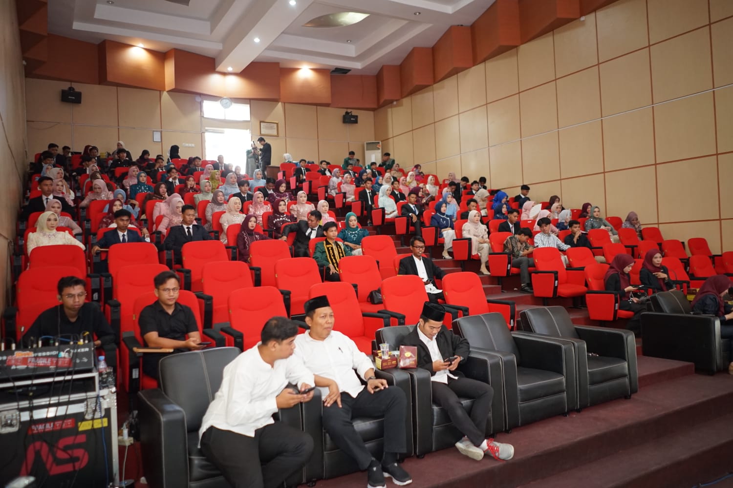 147d1233-6feb-40d3-ac34-8f1b2823aebe